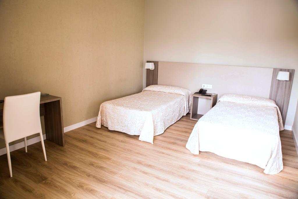 Hotel Villa Ceuti 2*
